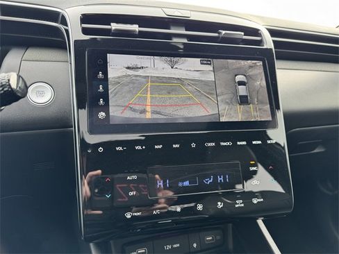 Used 2024 Hyundai Santa Cruz Limited image 28