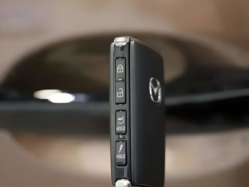 New 2025 MAZDA CX-70 Plug-In Hybrid w/ Premium Pkg image 27