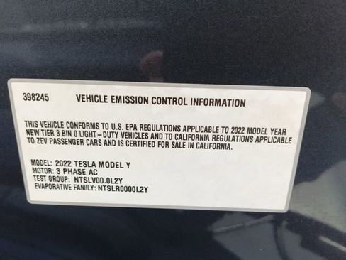 Used 2022 Tesla Model Y Performance AWD/4WD image 20