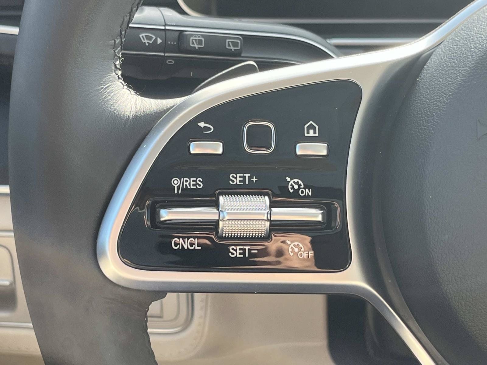 Used 2023 Mercedes-Benz GLE 450 4MATIC image 43