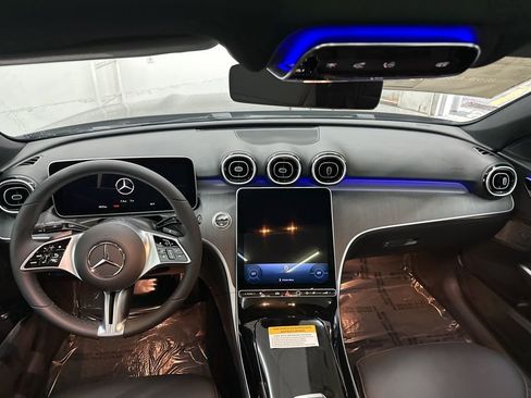 Used 2025 Mercedes-Benz C 300 Sedan image 20