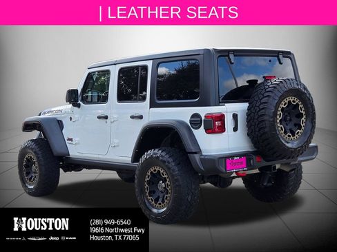 Used 2022 Jeep Wrangler Unlimited Rubicon w/ LED Lighting Group AWD/4WD image 6