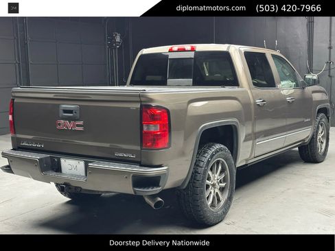 Used 2015 GMC Sierra 1500 Denali w/ Driver Alert Package image 7