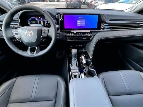 New 2026 Toyota Camry XLE image 5