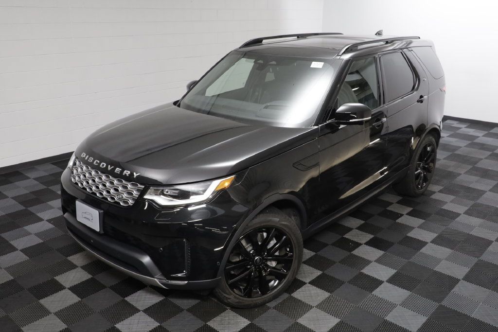 Certified 2026 Land Rover Discovery S AWD/4WD image 2