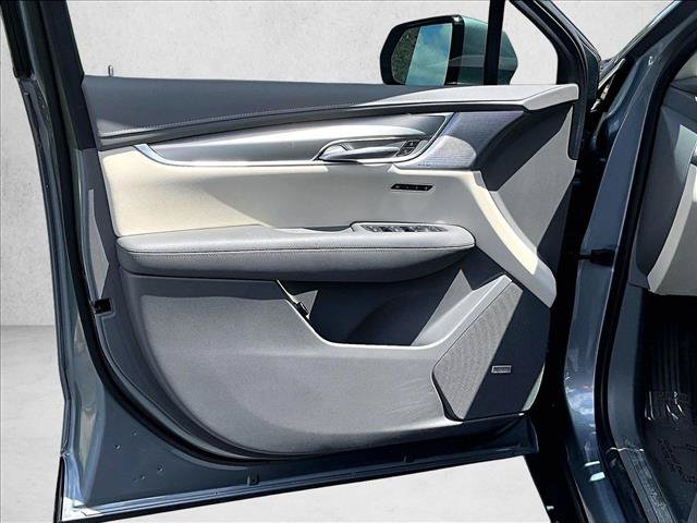 Certified 2023 Cadillac XT5 Premium Luxury FWD image 16