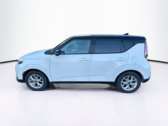 Certified 2024 Kia Soul S FWD image 8