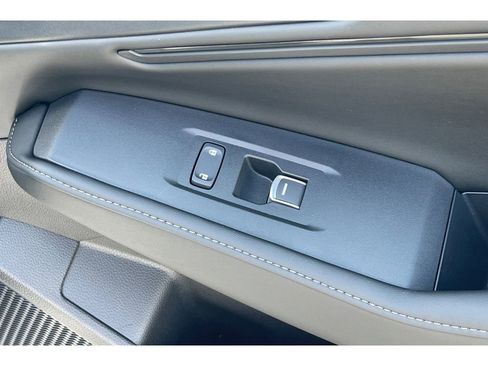 Certified 2025 Honda Accord Sport image 21
