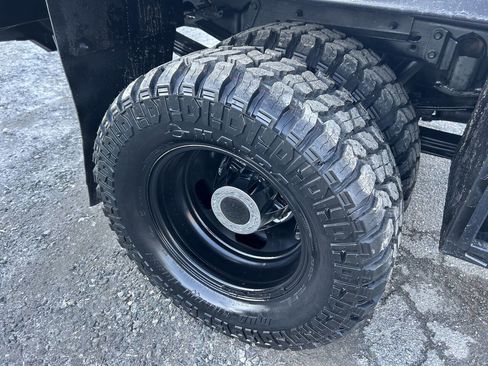 Used 2017 Chevrolet Silverado 3500 W/T image 12