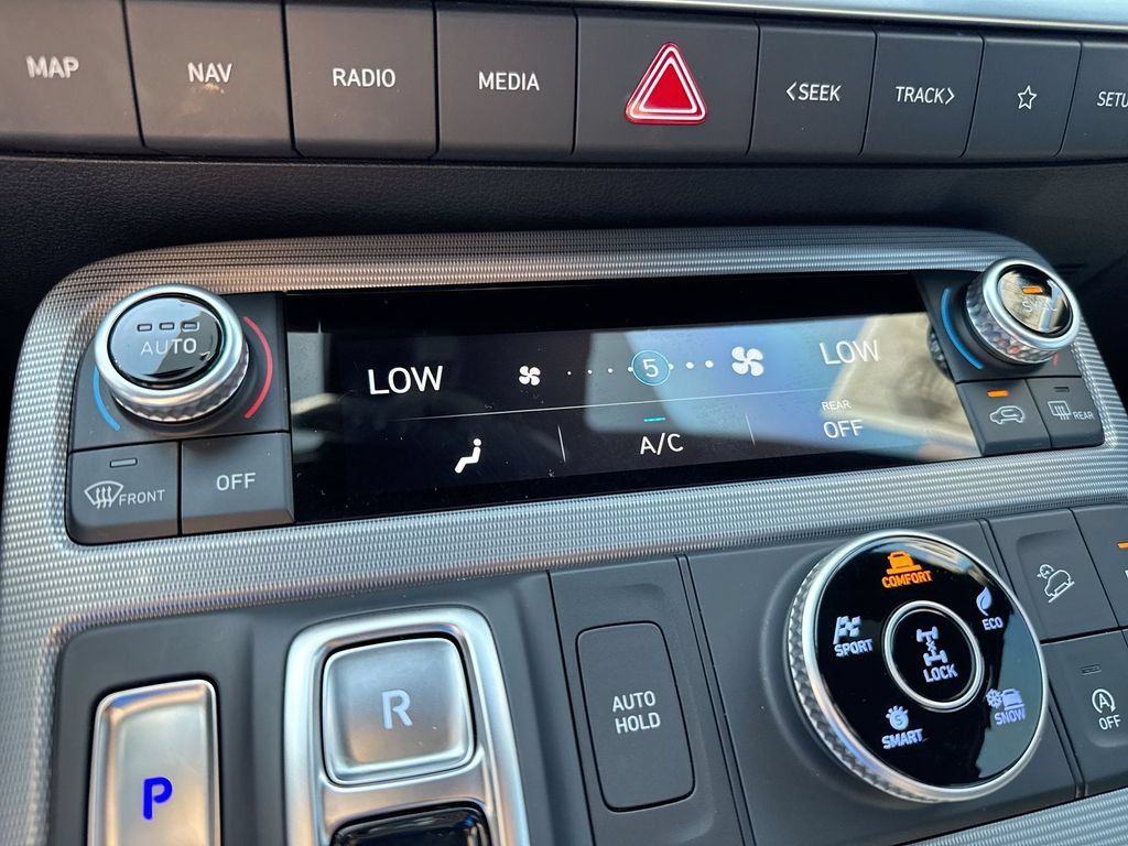 Used 2023 Hyundai Palisade Calligraphy AWD/4WD image 16