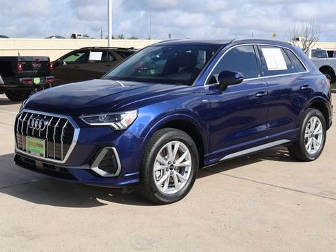 Used 2024 Audi Q3 2.0T Premium Plus AWD/4WD image 3