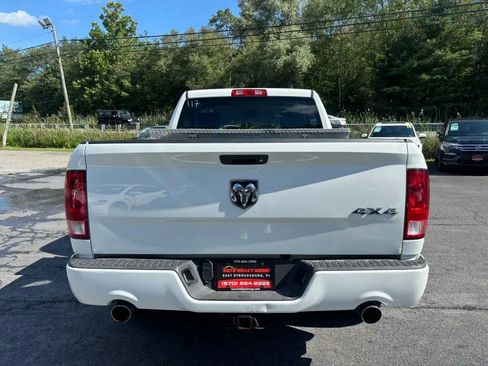 Used 2015 RAM 1500 Express AWD/4WD image 7