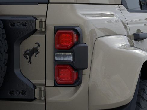 New 2025 Ford Bronco Raptor w/ Interior Carbon Fiber Pack AWD/4WD image 23