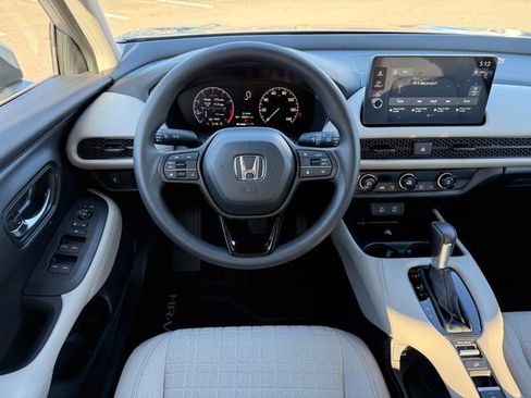 New 2026 Honda HR-V LX image 19