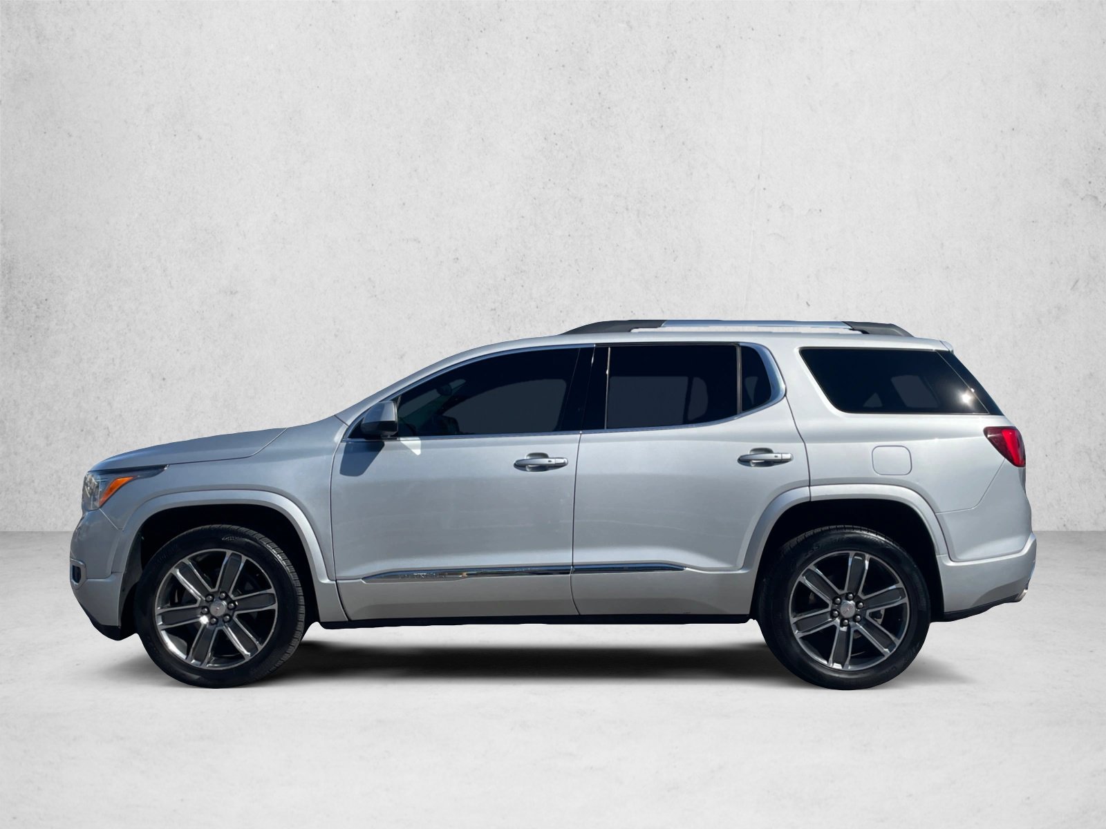 Used 2019 GMC Acadia Denali AWD/4WD image 8