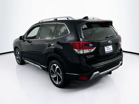 Used 2022 Subaru Forester Touring image 7