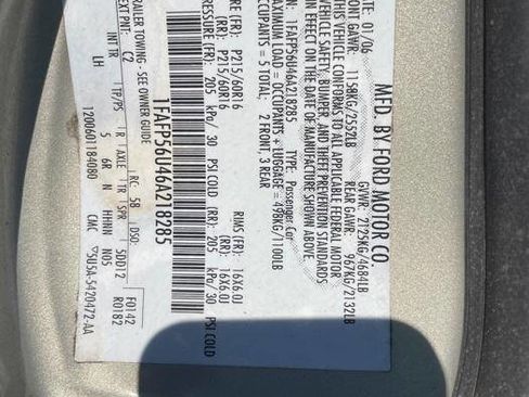 Used 2006 Ford Taurus SEL image 40