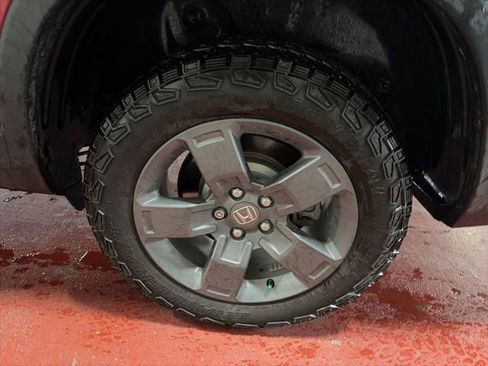 Used 2025 Honda Ridgeline TrailSport image 17