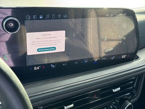 Used 2025 Chevrolet Suburban Z71 w/ Z71 Off-Road Package image 24