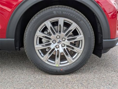 New 2026 Ford Explorer Platinum image 11