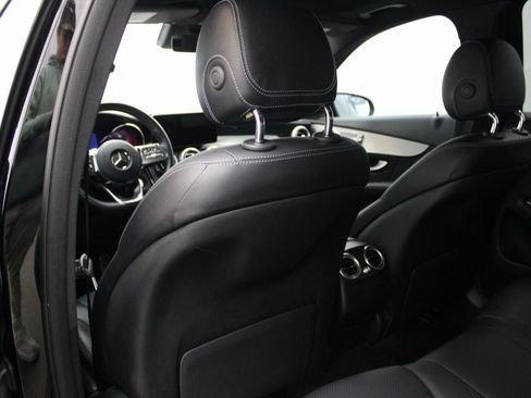 Used 2022 Mercedes-Benz GLC 300 4MATIC image 18