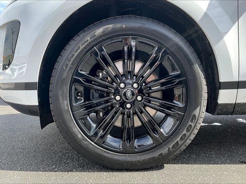 New 2026 Land Rover Range Rover Evoque S AWD/4WD image 18