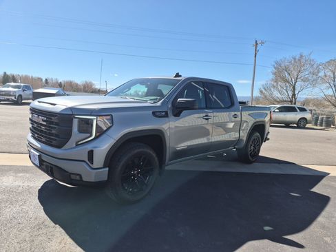 New 2026 GMC Sierra 1500 Elevation image 7