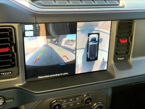 Used 2024 Ford Bronco Raptor image 14