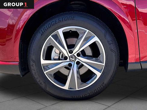 Used 2026 Lexus RX 350 Premium w/ Accessory Package (Z1) FWD image 9