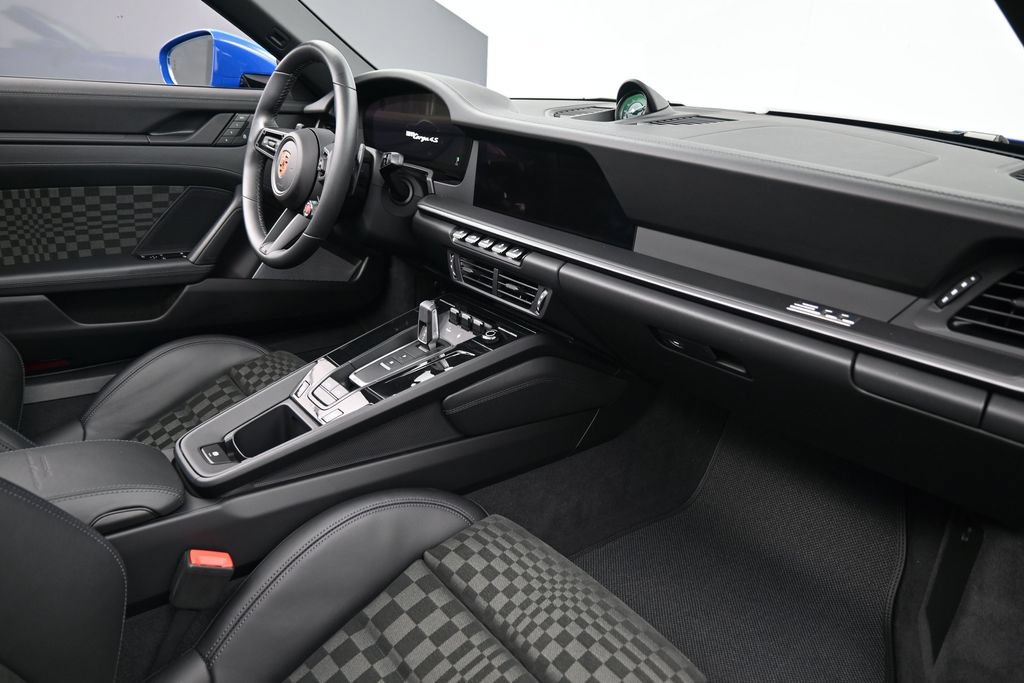Certified 2026 Porsche 911 Targa 4S AWD/4WD image 12