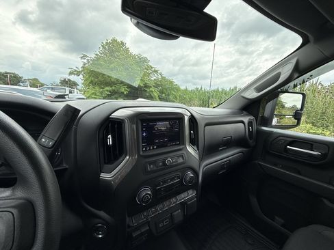 Certified 2026 Chevrolet Silverado 2500 Custom w/ Custom Value Package AWD/4WD image 19