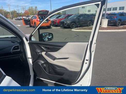 Certified 2024 Subaru Forester image 34