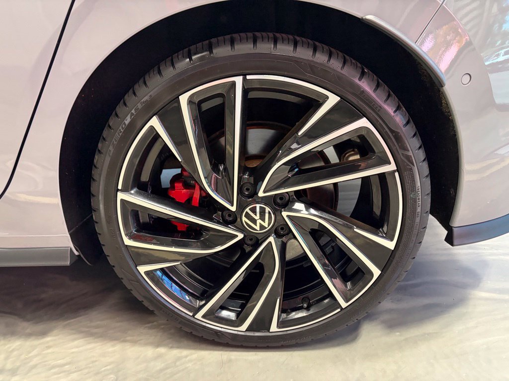 Used 2022 Volkswagen GTI Autobahn FWD image 26