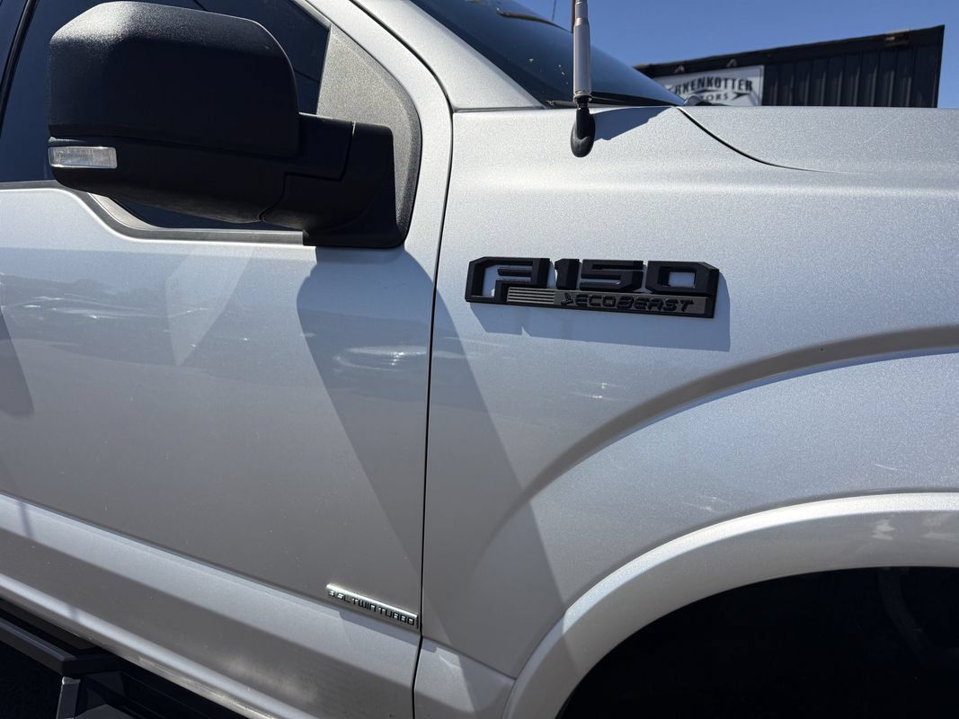 Used 2015 Ford F150 XLT w/ Equipment Group 302A Luxury AWD/4WD image 13