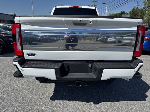 Used 2024 Ford F350 Platinum w/ Tremor Off-Road Package AWD/4WD image 4