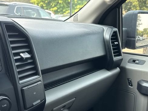Used 2016 Ford F150 XL w/ Equipment Group 101A Mid AWD/4WD image 28