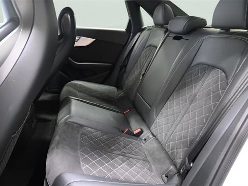 Used 2021 Audi S4 Premium w/ Convenience Package image 15