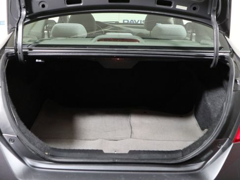 Used 2011 Honda Civic LX image 8