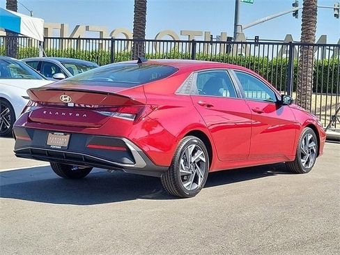 New 2025 Hyundai Elantra Sport image 23