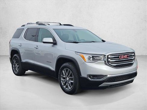 Used 2018 GMC Acadia SLT image 3