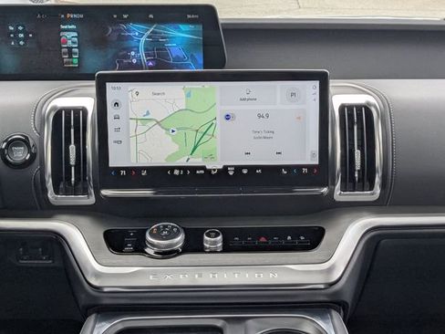 New 2025 Ford Expedition Max Platinum w/ Driver's Package image 18