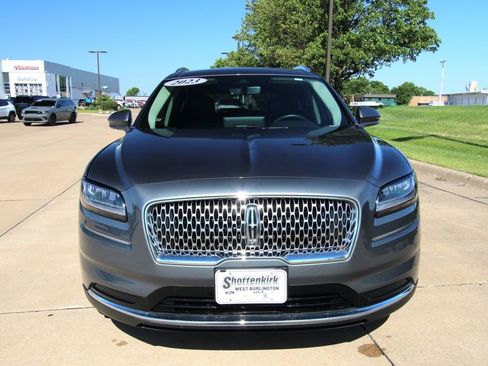 Used 2023 Lincoln Nautilus FWD w/ Premium Package image 2