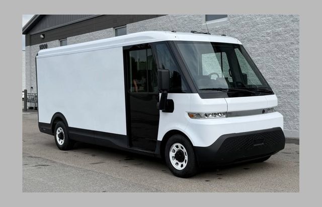 Used 2024 Chevrolet Brightdrop 600 w/ Commercial Equipment Package AWD/4WD image 1