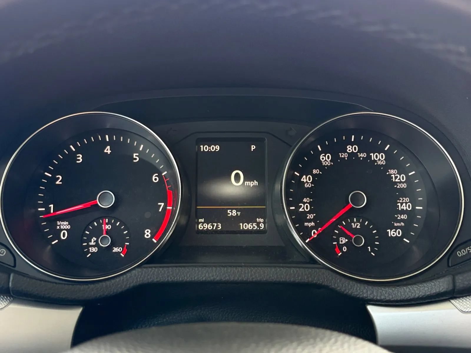 Used 2019 Volkswagen Passat 2.0T Wolfsburg w/ Wheels & Sunroof Package FWD image 32