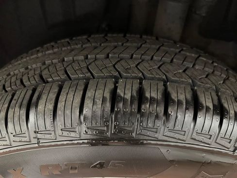 Used 2019 Toyota RAV4 LE AWD/4WD image 37