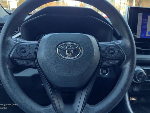 Used 2024 Toyota RAV4 XLE image 25