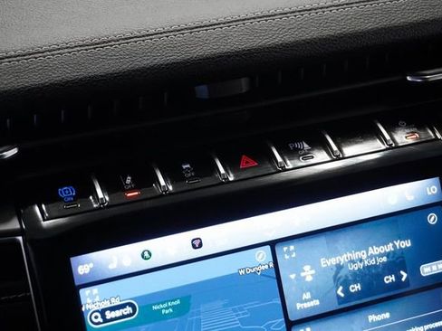 Used 2023 Jeep Grand Cherokee 4WD 4xe image 27