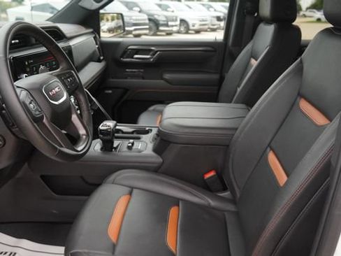 Used 2025 GMC Sierra 1500 AT4 AWD/4WD image 18