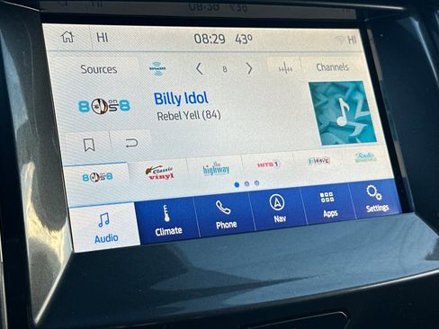 Used 2019 Ford Ranger Lariat w/ Equipment Group 501A Mid image 16