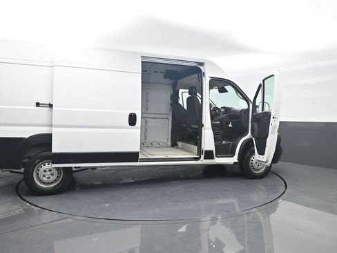 Used 2025 RAM ProMaster 2500 w/ Convenience Group FWD image 44
